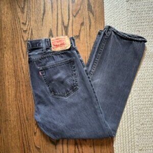 Black Levi's Jeans - 38/32